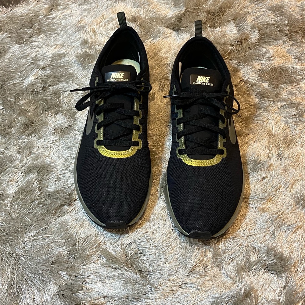 Men’s Nike Racer Sneaker size 10